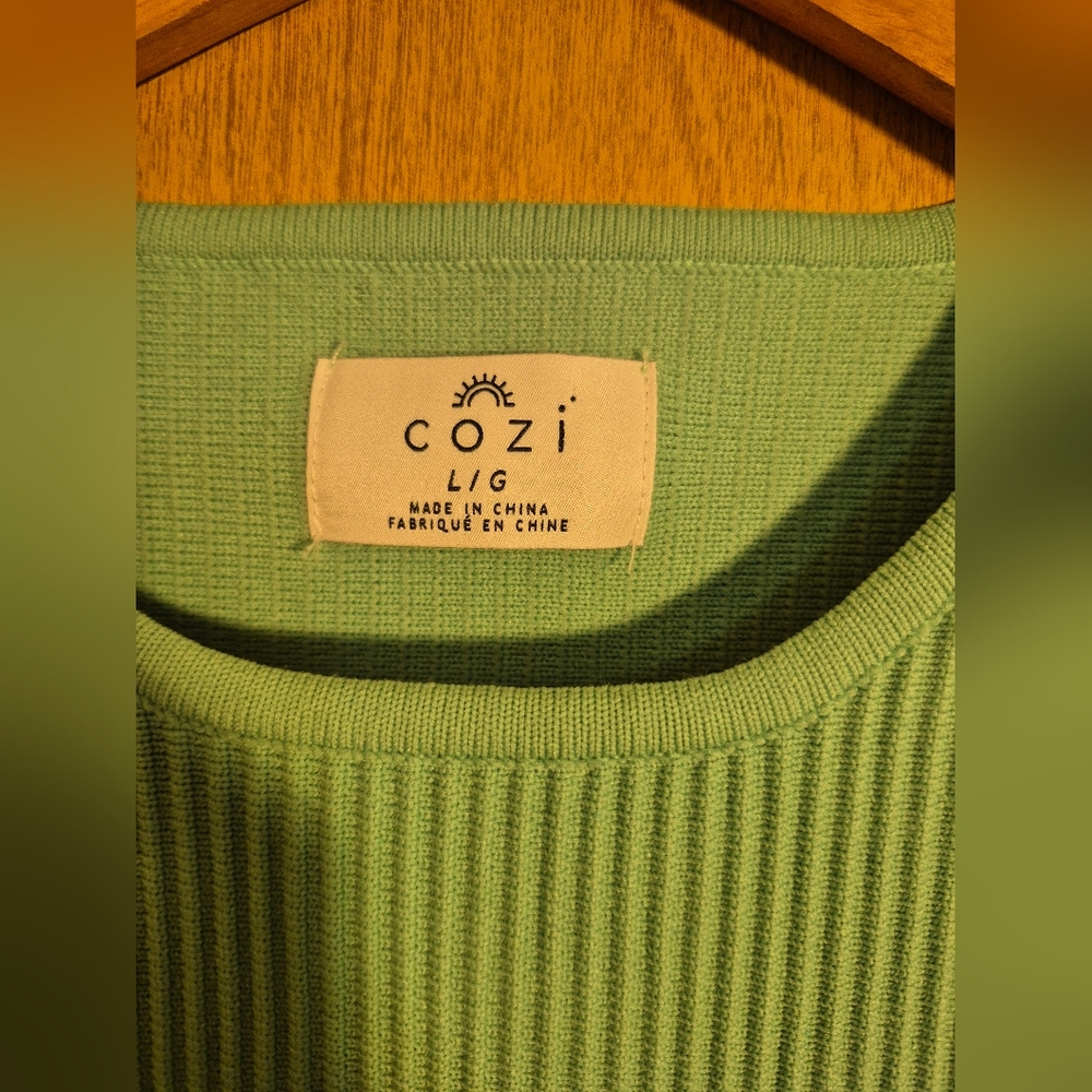 Green Ribbed Knit Dress - Picture 2 of 7